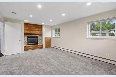 N91W17573  Saint Regis St, Menomonee Falls, WI 53051 - Photo 35