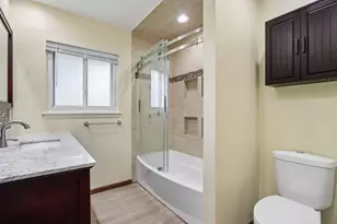 N91W17573 Saint Regis St, Menomonee Falls, WI 53051 - Photo 23
