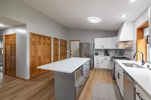 N8620 Garfield Rd, Holland, WI 54636 - Photo 15