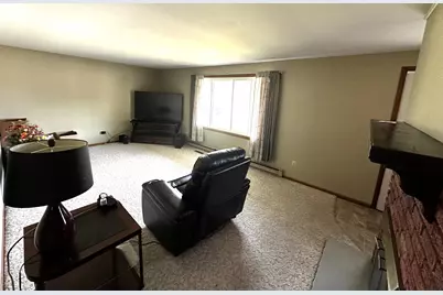 2722 N Taylor Dr, Sheboygan, WI 53083 - Photo 7