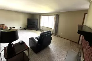 2722 N Taylor Dr, Sheboygan, WI 53083 - Photo 7