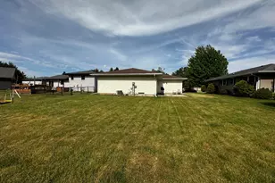2722 N Taylor Dr, Sheboygan, WI 53083 - Photo 23