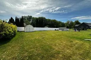 2722 N Taylor Dr, Sheboygan, WI 53083 - Photo 21