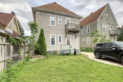 2017 N 48th St #2019, Milwaukee, WI 53208 - Photo 35