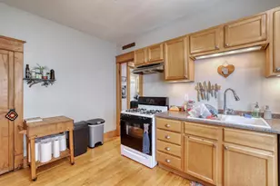 2017 N 48th St, Milwaukee, WI 53208 - Photo 9