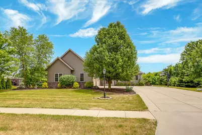 750  Pinehurst Dr, Mukwonago, WI 53149 - Photo 3
