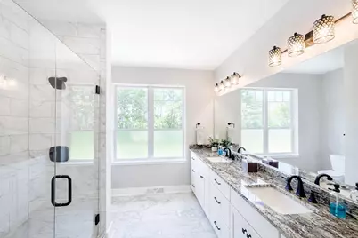 W389N7112  Pennsylvania St, Lac La Belle, WI 53066 - Photo 9