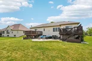 6504 Heritage Ave, Racine, WI 53406 - Photo 49