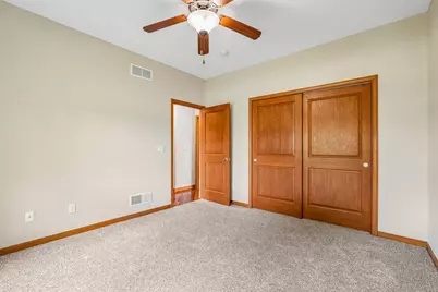 6504  Heritage Ave, Racine, WI 53406 - Photo 41