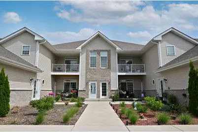 1625  Grey Fox Trl #C, Mukwonago, WI 53149 - Photo 3