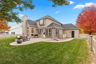 3950 Royal Oaks Dr, Racine, WI 53406 - Photo 5