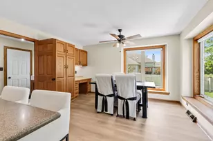 3950 Royal Oaks Dr, Racine, WI 53406 - Photo 13