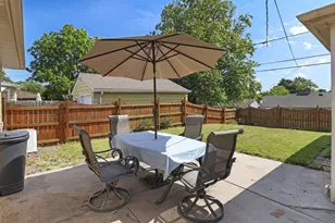 915 Indiana St, Racine, WI 53405 - Photo 25
