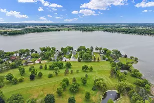 24315 Fairway Dr, Racine, WI 53139 - Photo 9