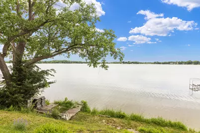 24315  Fairway Dr, Racine, WI 53139 - Photo 9