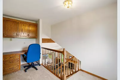 5413  Somerset Ln, Greenfield, WI 53221 - Photo 29