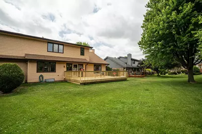 5413  Somerset Ln, Greenfield, WI 53221 - Photo 35