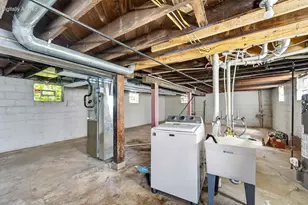 3609 N 24th Pl, Milwaukee, WI 53206 - Photo 13