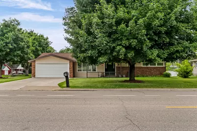 2720  32nd St, La Crosse, WI 54601 - Photo 1