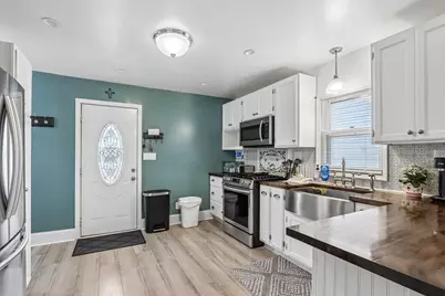 418 S 69th St, Milwaukee, WI 53214 - Photo 7