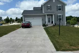 2518 Marie Cir, Waukesha, WI 53189 - Photo 1