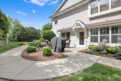6060 S Crosswinds Dr #7, Cudahy, WI 53110 - Photo 1