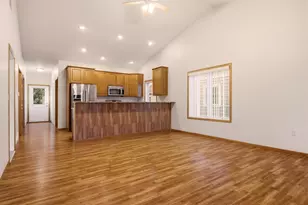 1321 Barson Pl, Onalaska, WI 54650 - Photo 7