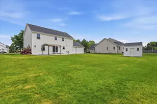 8821 S Carrollville Cir, Oak Creek, WI 53154 - Photo 47