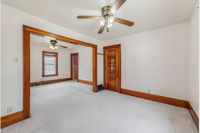 1957 S 89th St, West Allis, WI 53227 - Photo 5