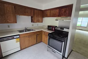 7801 N 60th St, Milwaukee, WI 53223 - Photo 5