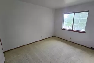 7801 N 60th St, Milwaukee, WI 53223 - Photo 13