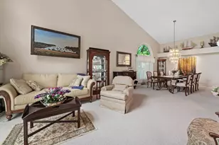 2809 Killarney Ct, West Bend, WI 53095 - Photo 5