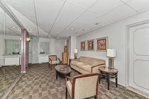 2525 S Shore Dr, Milwaukee, WI 53207 - Photo 21
