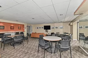 2525 S Shore Dr, Milwaukee, WI 53207 - Photo 23