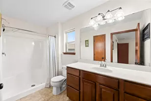 W1401 Stoney Brook Ct, Ixonia, WI 53036 - Photo 17
