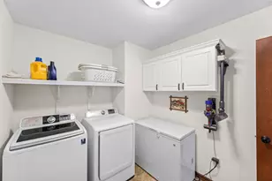 W1401 Stoney Brook Ct, Ixonia, WI 53036 - Photo 25