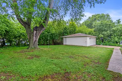 5314 W Calumet Rd, Milwaukee, WI 53223 - Photo 29