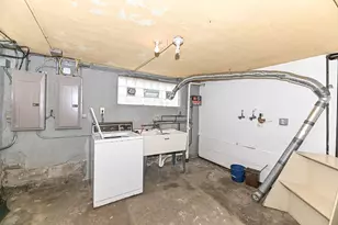 2014 S 79th St, West Allis, WI 53219 - Photo 21