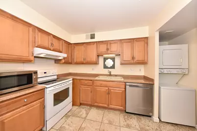 3838 N Oakland Ave #274, Shorewood, WI 53211 - Photo 13