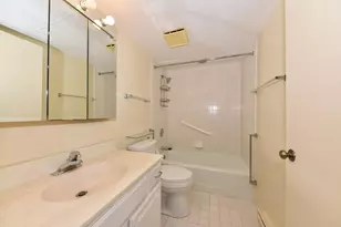 3838 N Oakland Ave, Shorewood, WI 53211 - Photo 17