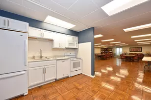 3838 N Oakland Ave, Shorewood, WI 53211 - Photo 23
