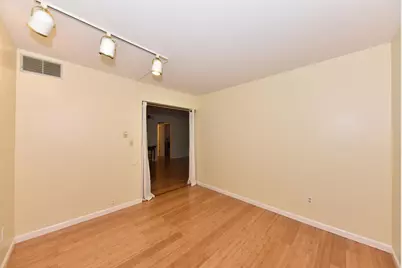 3838 N Oakland Ave #274, Shorewood, WI 53211 - Photo 11