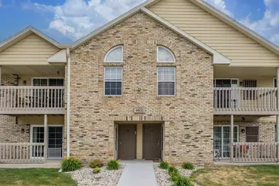 4835  Easy St #11, Delafield, WI 53029 - Photo 15