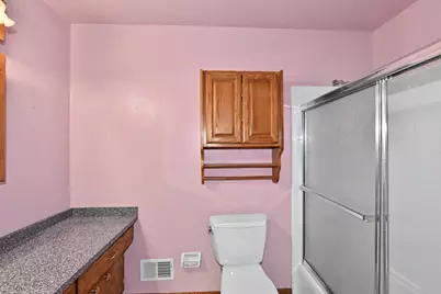 4500 W Abbott Ave, Greenfield, WI 53220 - Photo 23