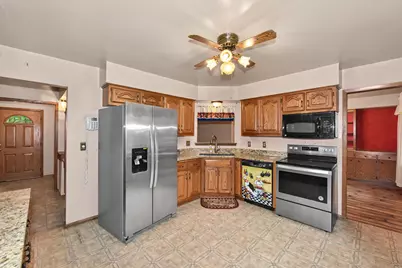 4500 W Abbott Ave, Greenfield, WI 53220 - Photo 7