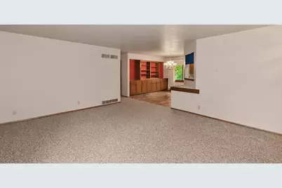 4500 W Abbott Ave, Greenfield, WI 53220 - Photo 15