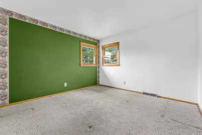 3706 S 157th St, New Berlin, WI 53151 - Photo 19