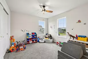 9249 S Overlook Wy, Franklin, WI 53132 - Photo 23