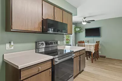118  Walker Dr, Madison, WI 53714 - Photo 7