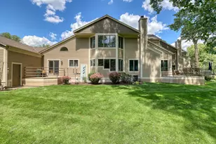 W304N2356 N Westwind Dr, Delafield, WI 53072 - Photo 17